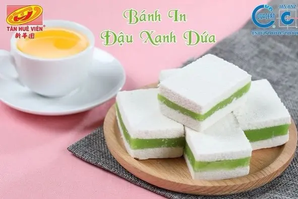 banh in dau xanh la dua (4).webp