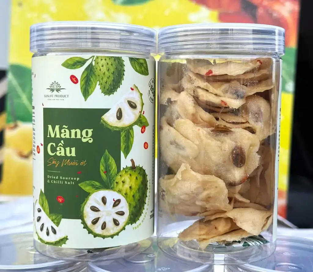 Mãng Cầu Sấy Muối Ớt 300G /Dried Soursop & Chili Salt